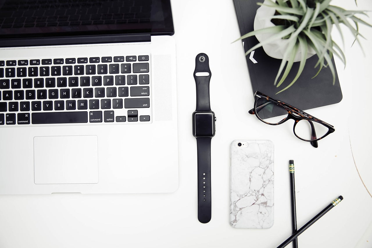 Techs & Gadgets